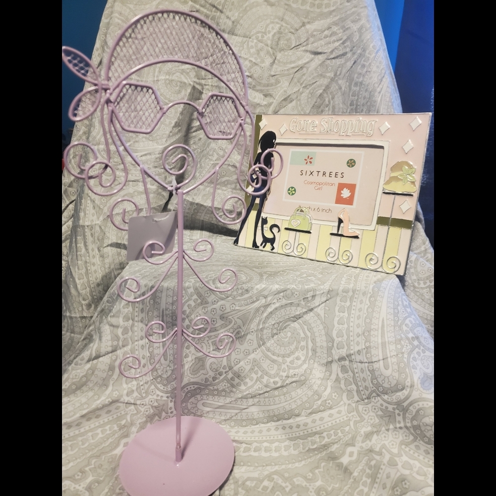 Jewelry Holder and Picture Frame